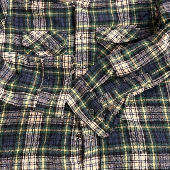 LLBean Little kids Medium Size(5-6) Flannel Hoodie in used like new condition. - Picture 2 of 10